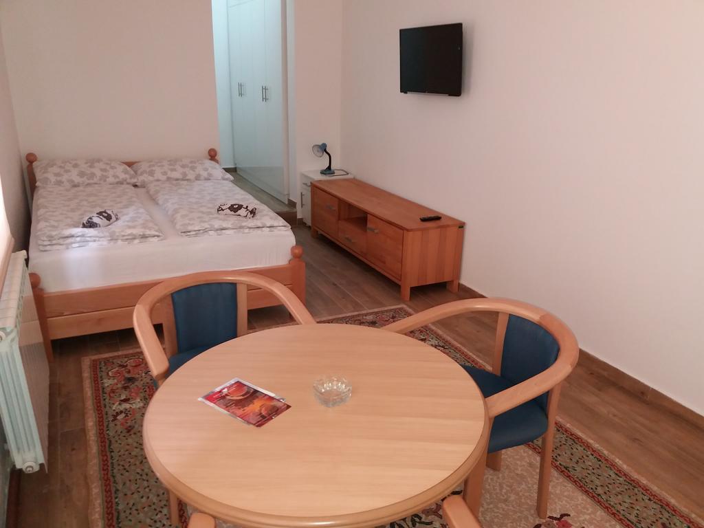 Apartments Ferhadija Banja Luka Eksteriør billede